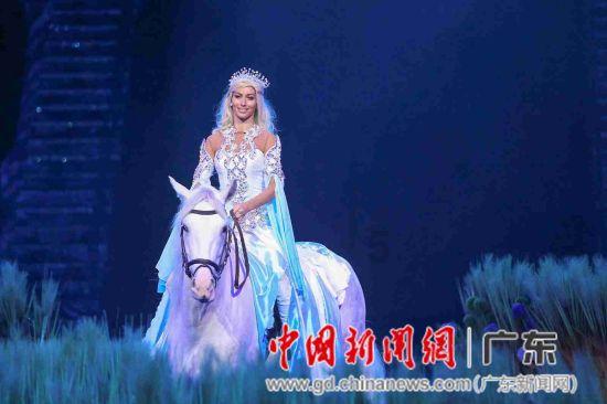 让你发现惊喜的玩CF 玩WOW 玩武林 玩跑跑 玩了好多网游为什么 他们说话都特别夸 都不是普通话 N多农民- -红迪网平台
